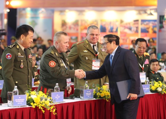 Thủ tướng Phạm Minh Chính dự khai mạc Triển lãm Quốc phòng quốc tế Việt Nam lần đầu tiên ảnh 2