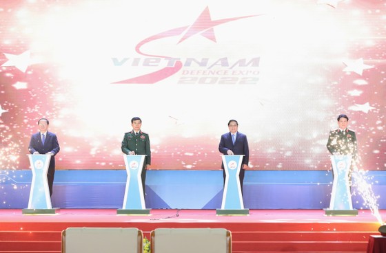 Thủ tướng Phạm Minh Chính dự khai mạc Triển lãm Quốc phòng quốc tế Việt Nam lần đầu tiên ảnh 5