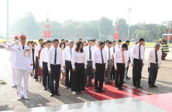 Lãnh đạo Đảng, Nhà nước vào Lăng viếng Chủ tịch Hồ Chí Minh nhân dịp 78 năm Quốc khánh ảnh 12