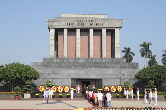 Lãnh đạo Đảng, Nhà nước vào Lăng viếng Chủ tịch Hồ Chí Minh nhân dịp 78 năm Quốc khánh ảnh 14