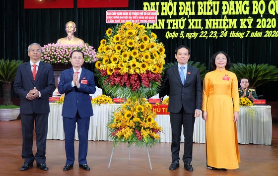 Chú trọng chăm lo, bồi dưỡng, bố trí cán bộ người Hoa ảnh 1