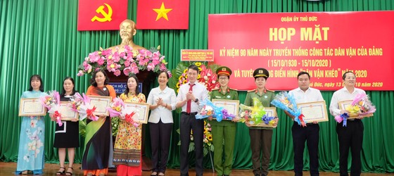 Quận Thủ Đức tuyên dương điển hình dân vận khéo năm 2020 ảnh 3