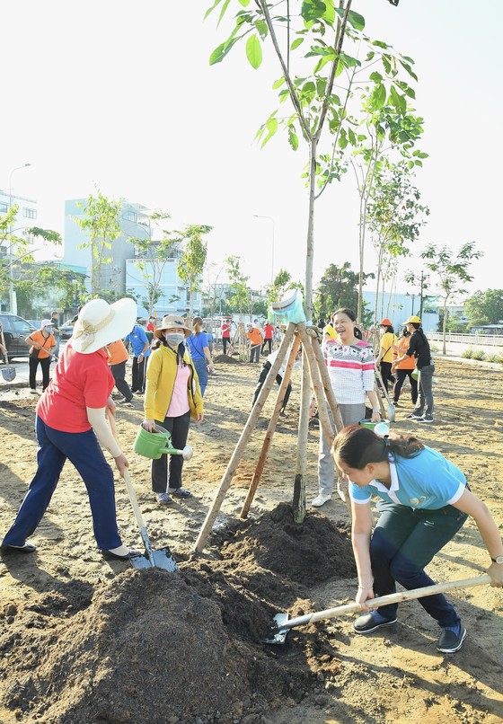 TP Thủ Đức phát động trồng cây xanh đợt 2 năm 2021 ảnh 3