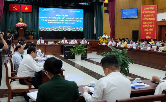 Bàn giải pháp để Đảng bộ quận Phú Nhuận ngày càng trong sạch, vững mạnh ảnh 1
