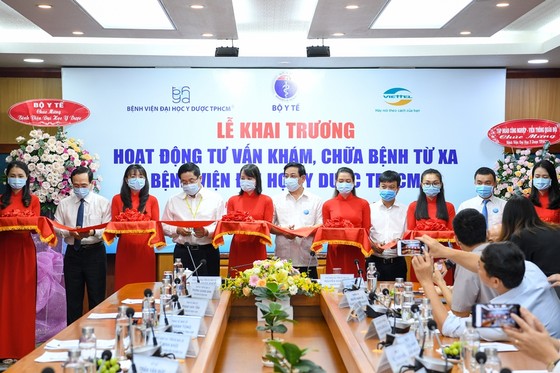 Hội chẩn, khám chữa bệnh cho 2 bệnh nhân ở Đắk Lắk và Đồng Tháp qua… màn hình ảnh 1