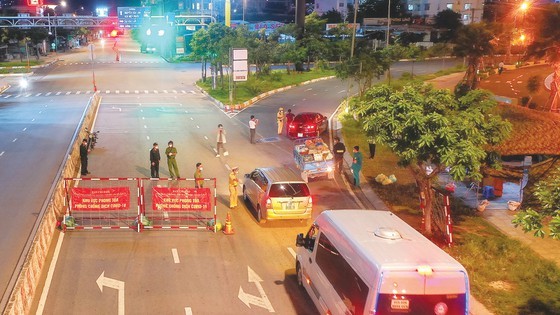 TPHCM sau một tuần thực hiện tăng cường giãn cách: Thực hiện nghiêm, nhiều chuyển biến ảnh 1