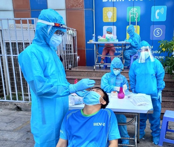 TPHCM: Hơn 110.000 bệnh nhân được xuất viện, 91.505 F0 cách ly điều trị tại nhà ảnh 1 TPHCM: Hơn 110.000 bệnh nhân được xuất viện, 91.505 F0 cách ly điều trị tại nhà ảnh 1
