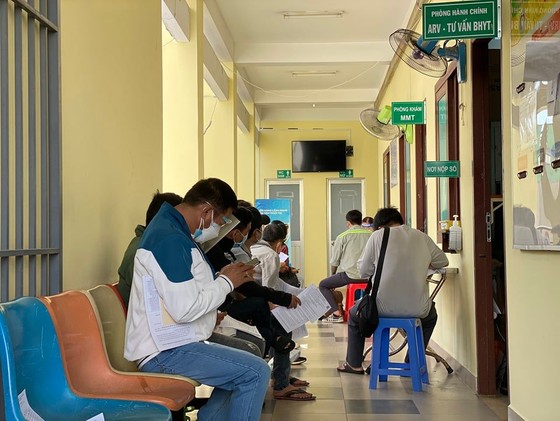 TPHCM bắt đầu tiêm vaccine Covid-19 liều bổ sung và liều nhắc lại ảnh 2