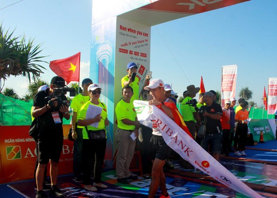 Sôi động Giải vô địch quốc gia Marathon và cự ly dài Báo Tiền Phong lần thứ 61 ảnh 6 Sôi động Giải vô địch quốc gia Marathon và cự ly dài Báo Tiền Phong lần thứ 61 ảnh 6