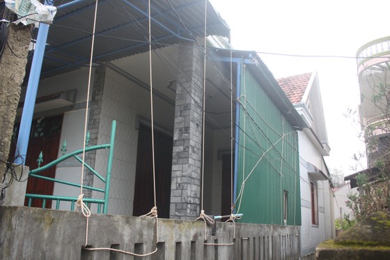 Giăng lưới, cột dây chằng chống nhà cửa ứng phó bão số 10 ảnh 7