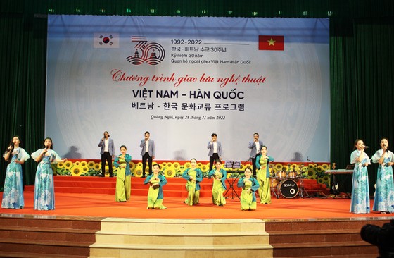 Triển lãm ảnh Hợp tác và Phát triển Quảng Ngãi - Hàn Quốc ảnh 6