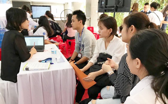 Sôi động việc làm trước và sau Tết Nguyên đán 2019 ảnh 1