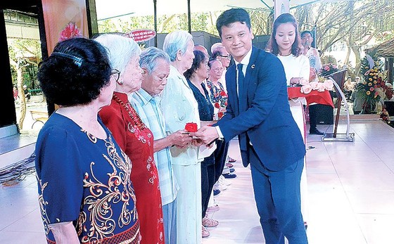 “Ngày hội ngộ của những con người lịch sử…” ảnh 4
