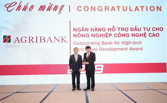 Agribank được vinh danh 2 giải thưởng Ngân hàng Việt Nam tiêu biểu 2019 ảnh 1 Agribank được vinh danh 2 giải thưởng Ngân hàng Việt Nam tiêu biểu 2019 ảnh 1