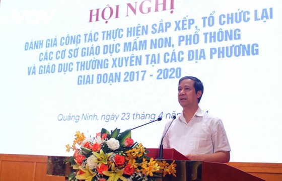 Bộ trưởng Bộ GD-ĐT Nguyễn Kim Sơn phát biểu tại hội nghị. Ảnh: VOV