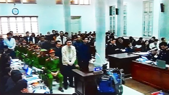 Đề nghị phạt tù ông Đinh La Thăng từ 14 đến 15 năm, ông Trịnh Xuân Thanh tù chung thân ảnh 2
