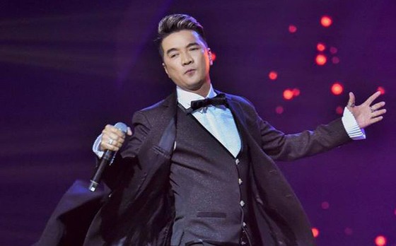 Đàm Vĩnh Hưng bất ngờ tham gia phim “Tiệc trăng máu“ ảnh 2 Đàm Vĩnh Hưng bất ngờ tham gia phim “Tiệc trăng máu“ ảnh 2