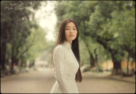 Em và Trịnh hé lộ những thước phim đầu tiên ảnh 4 Em và Trịnh hé lộ những thước phim đầu tiên ảnh 4