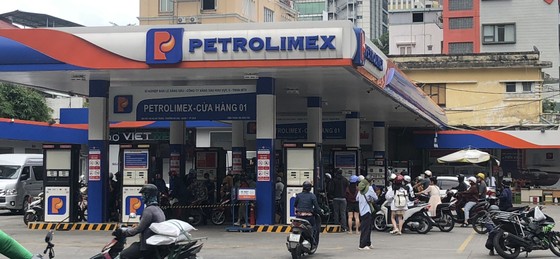Nguồn cung xăng dầu trong tầm kiểm soát ảnh 1