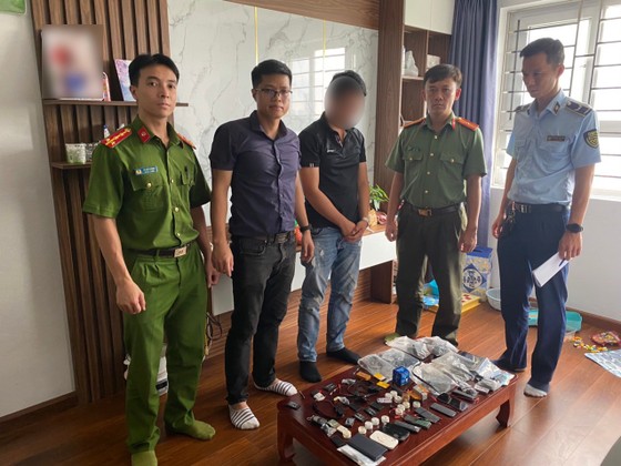 Công an Lâm Đồng phối hợp Bộ Công an triệt phá đường dây mua bán thiết bị gian lận thi cử ảnh 1