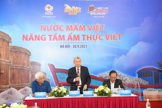PGS-TS Trần Đáng, Chủ tịch Hiệp hội Nước mắm Việt Nam phát biểu tại hội thảo ảnh 5