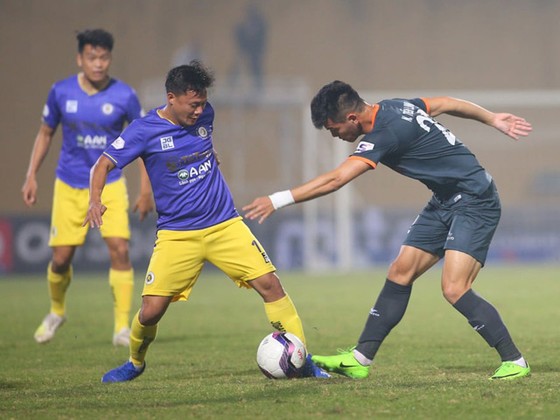 Thua 2 trận, Hà Nội FC không thể không vội ảnh 2