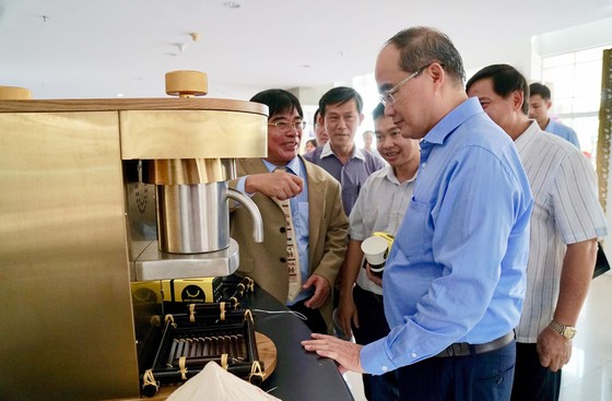 TPHCM sẵn sàng hỗ trợ các trường đổi mới sáng tạo và nghiên cứu ảnh 2