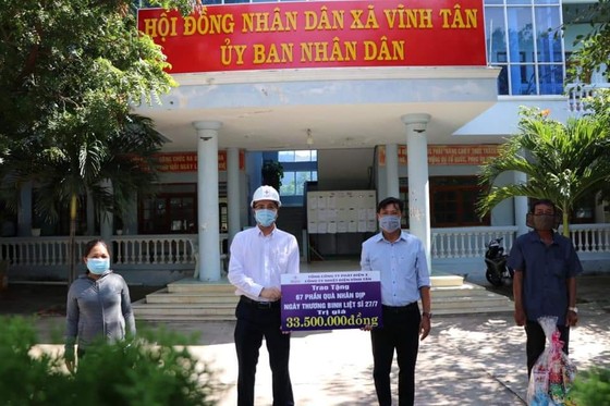 Công ty Nhiệt điện Vĩnh Tân ủng hộ 300 triệu đồng vào Quỹ phòng, chống dịch Covid-19 ảnh 2