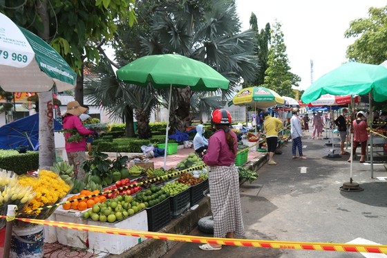 Bình Thuận: Chỉ trường hợp đặc biệt mới được ra, vào “vùng đỏ” ảnh 2