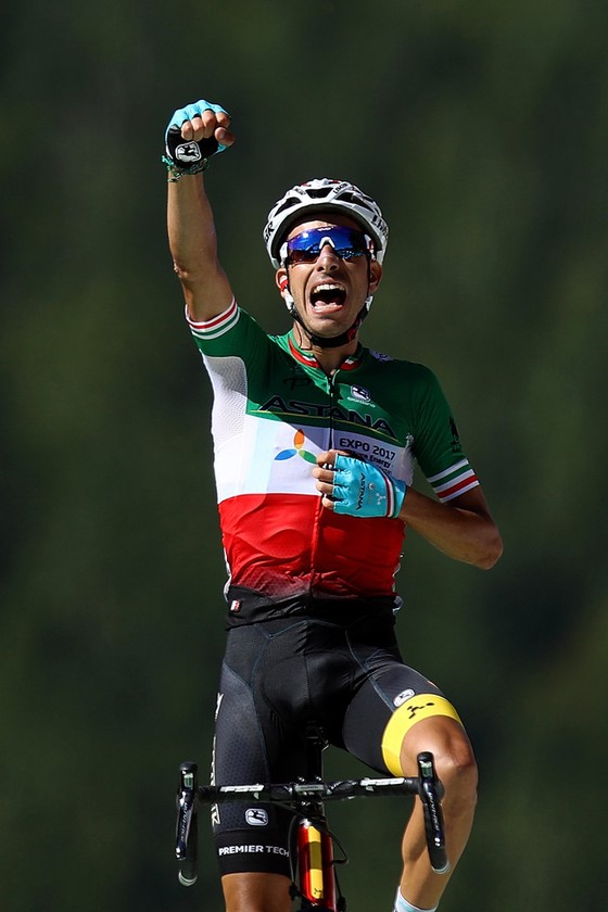 Tour de France 2017: Aru giành chiến thắng đầu tay ảnh 1