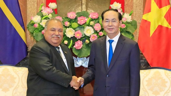 Chủ tịch nước Trần Đại Quang tiếp Tổng thống Cộng hòa Nauru. Ảnh: Nhan Sáng/TTXVN