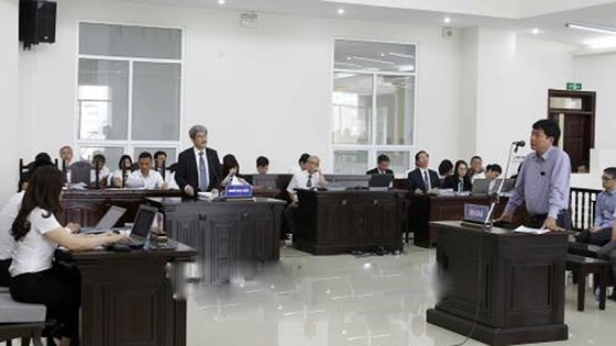 Bị cáo Đinh La Thăng, nguyên Chủ tịch Hội đồng Quản trị PVN tại phiên tòa