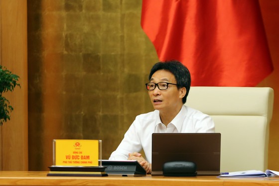 GS.TS Nguyễn Thanh Long: Mỗi một bệnh nhân Covid-19 tử vong, anh em đều nhắn tin xin lỗi! ảnh 2