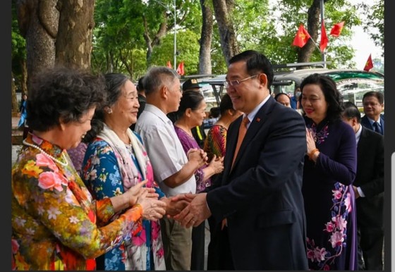 Phát huy truyền thống ngàn năm văn hiến, quyết tâm xây dựng, phát triển Thủ đô vững mạnh ảnh 5