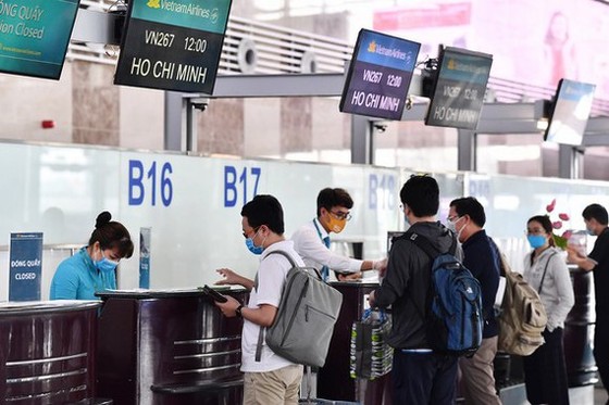 Hà Nội, Hải Phòng bỏ quy định cách ly tập trung đối với khách bay từ TPHCM ảnh 1 Hà Nội, Hải Phòng bỏ quy định cách ly tập trung đối với khách bay từ TPHCM ảnh 1