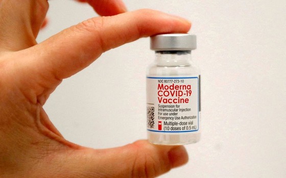 Thêm một loại vaccine Covid-19 được Bộ Y tế tăng hạn sử dụng ảnh 1