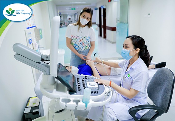 Giám đốc Bệnh viện Nhi Trung ương: Trẻ mắc Covid-19 nhẹ cũng có thể xuất hiện hậu Covid-19 ảnh 1