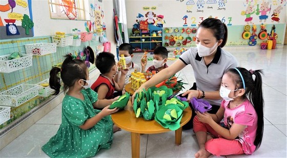 Trẻ mầm non ở Hà Nội trở lại trường học ngay sau kỳ nghỉ lễ Giỗ Tổ Hùng Vương ảnh 1