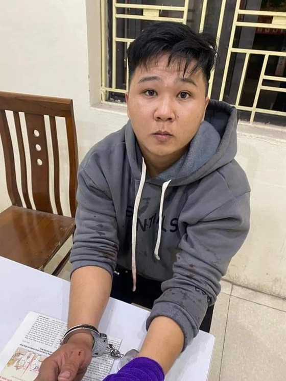 Ghen tuông, thanh niên 19 tuổi đâm 2 người thương vong ảnh 1