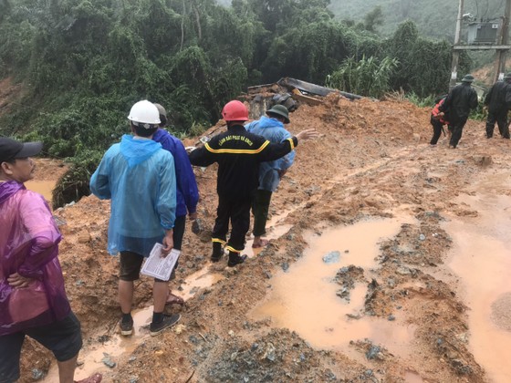 Vụ sạt lở tại Thủy điện Rào Trăng 3: Sau một tuần ứng cứu vẫn còn 15 người mất tích ảnh 3