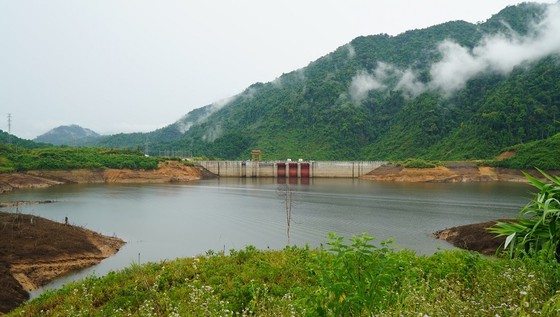 Sẽ bố trí chuyên gia tìm kiếm các nạn nhân tại lòng hồ Thủy điện Rào Trăng 4 ảnh 3