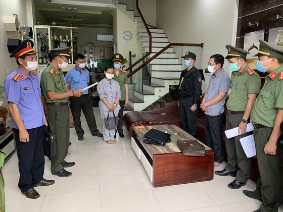 Bắt giam Chánh văn phòng Cảng hàng không quốc tế Phú Bài tham ô 5 tỷ đồng ảnh 2