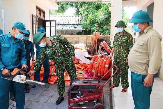 Thừa Thiên - Huế: Mưa gió lớn hất văng chốt kiểm soát dịch Covid-19 ảnh 6