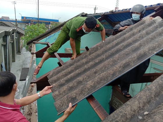 Thủy điện lớn nhất Thừa Thiên – Huế vận hành điều tiết xả nước đến 2.000m3/s ảnh 4