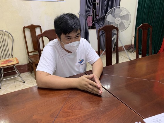 Bắt đối tượng vận chuyển 4 người Trung Quốc nhập cảnh trái phép ảnh 2 Bắt đối tượng vận chuyển 4 người Trung Quốc nhập cảnh trái phép ảnh 2