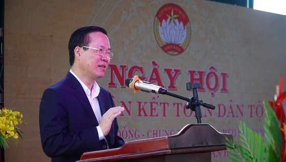 Thường trực Ban Bí thư Võ Văn Thưởng dự Ngày hội Đại đoàn kết toàn dân tộc tại Thừa Thiên-Huế ảnh 2