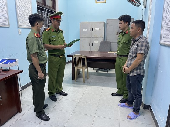 Triệt phá đường dây cá độ bóng đá 30 tỷ đồng tại Huế ảnh 1