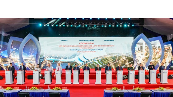 Thủ tướng bấm nút khởi công xây dựng Cảng Hàng không quốc tế Long Thành ảnh 1