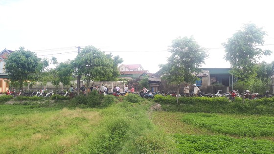 Điều tra vụ 3 người bị điện giật tử vong ở Hà Tĩnh ảnh 2 Điều tra vụ 3 người bị điện giật tử vong ở Hà Tĩnh ảnh 2