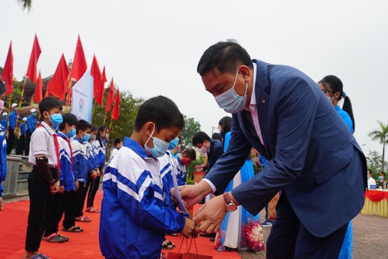 Hà Tĩnh: Ra quân Tháng thanh niên và Tết trồng cây “Đời đời nhớ ơn Bác Hồ” ảnh 9